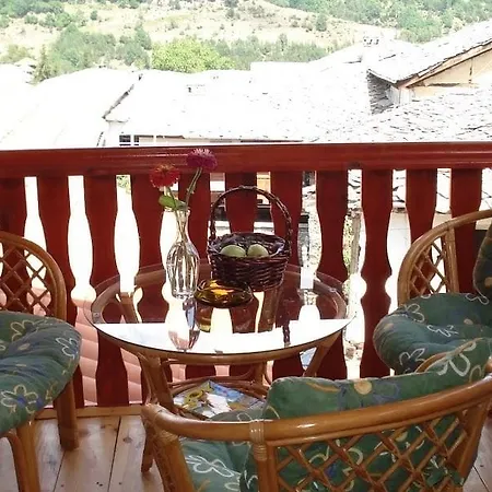 Sharkova House