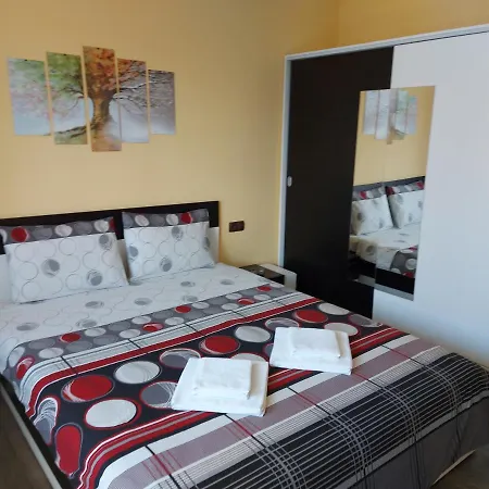 Sharkova House Gasthof 2*