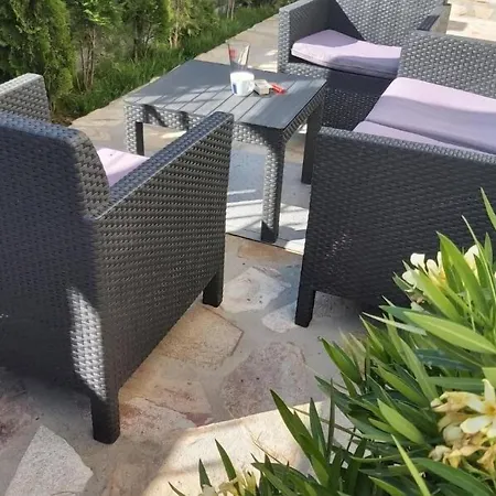 Гостевой дом Sharkova House Банско