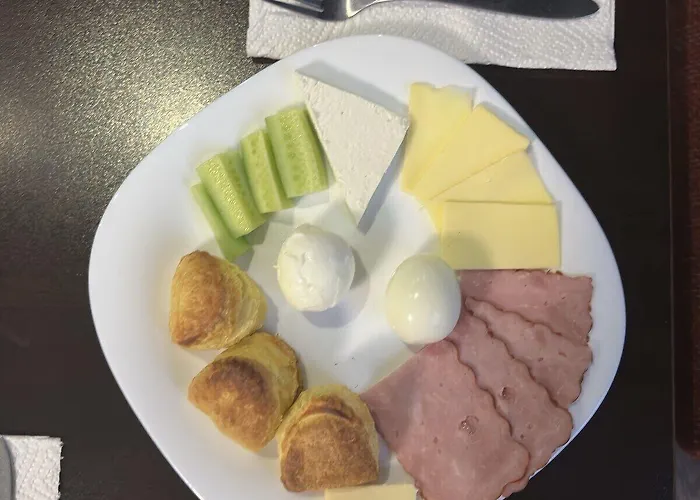 Гостьовий будинок Sharkova House 2*